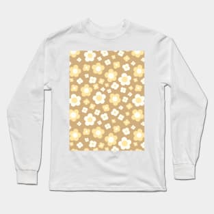 beige groovy retro y2k 2000s big pastel flower power 1960s 60s 70s danish aesthetics coconut girl ditsy daisies Long Sleeve T-Shirt